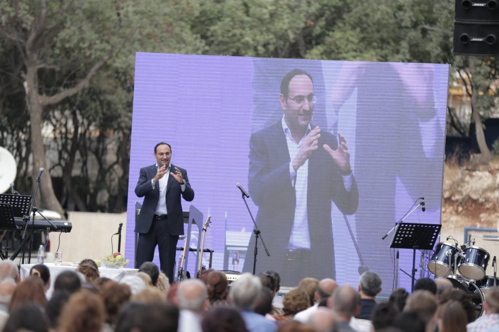 Pastor Hikmat Kashouh