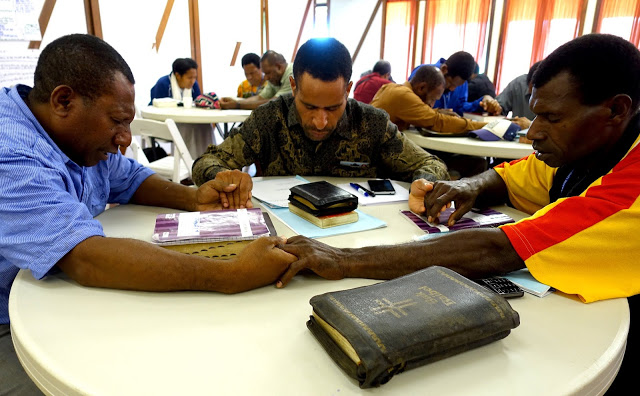 Seminar Papua New Guinea